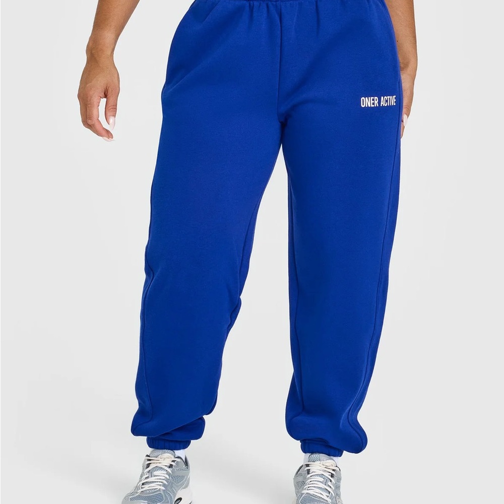 Oner Active FOUNDATIONS JOGGERS WITH PRINTED GRAPHIC